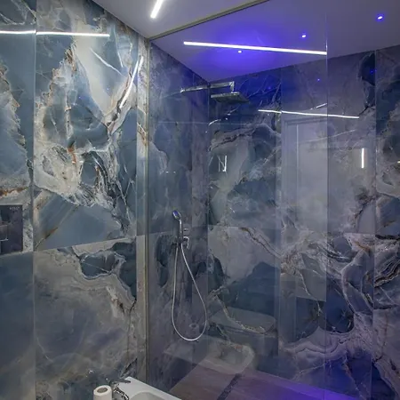 Santerasmo Rooms Charm بيت للعطل